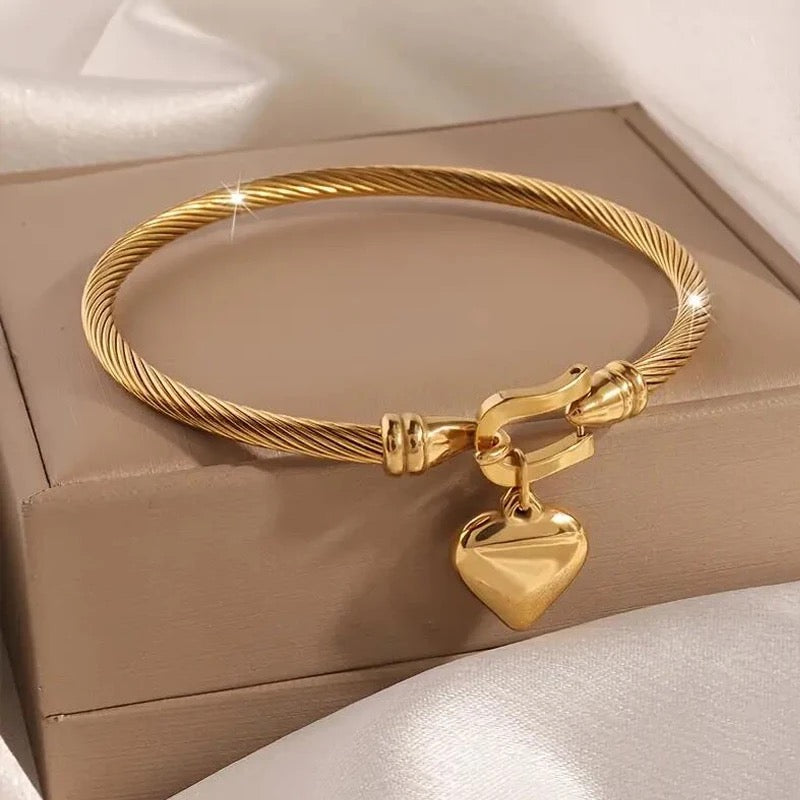18K Luxury Affinity Bracelet